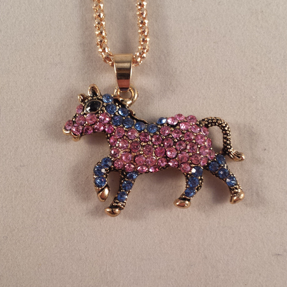 Betsey Johnson Horse Crystal Blue Pink Gold Crystal Necklace - Picture 2 of 3
